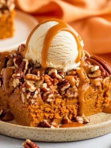 Pumpkin Dump Cake Recipe