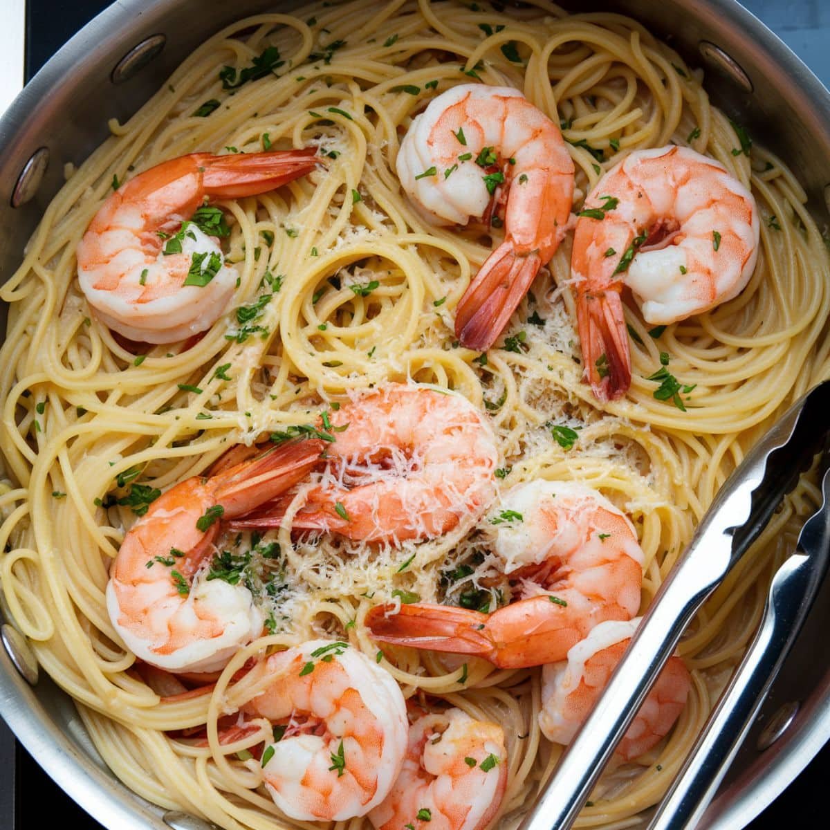 Easy Garlic Butter Shrimp and Pasta