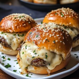Easy Garlic Parmesan Cheeseburger Bombs